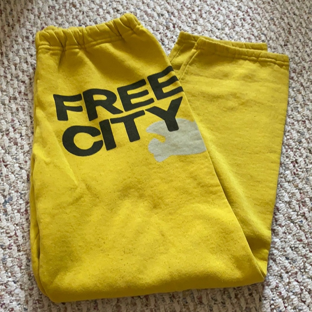 freecity yellow sweats